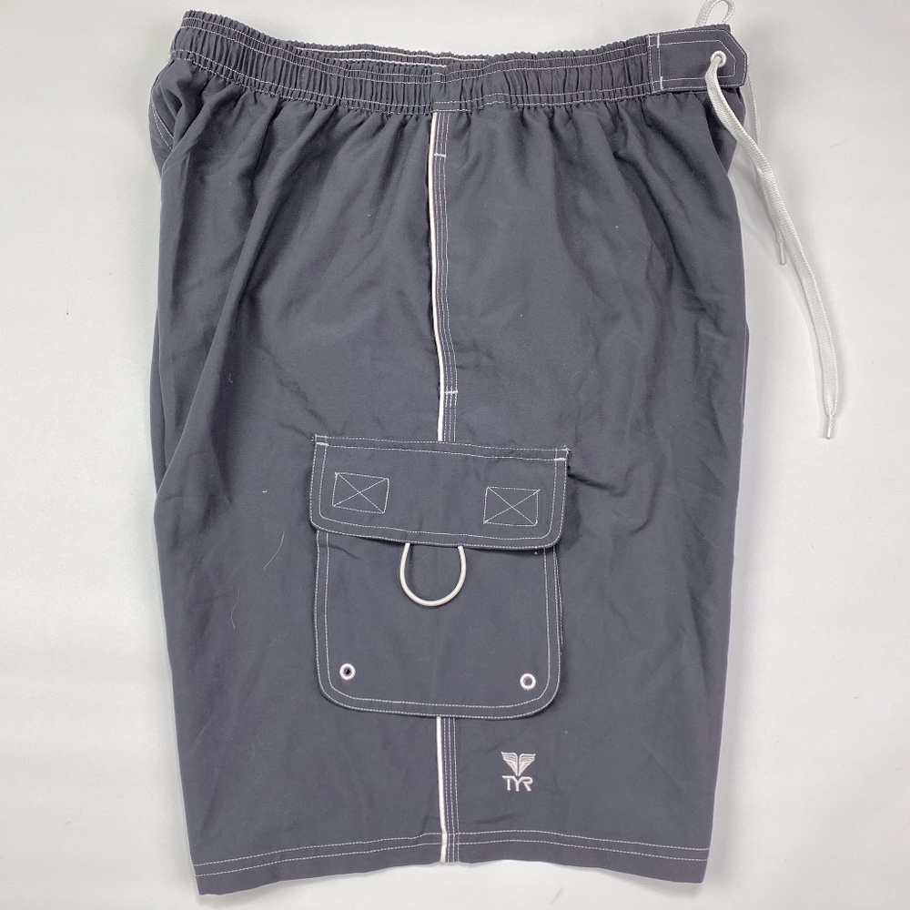 TYR Men’s Swim Shorts Pocket Pants Size L Grey